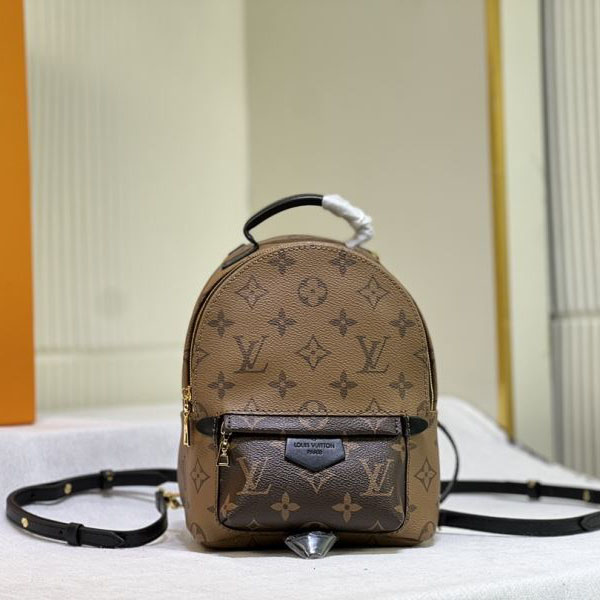 LV Backpacks - Click Image to Close